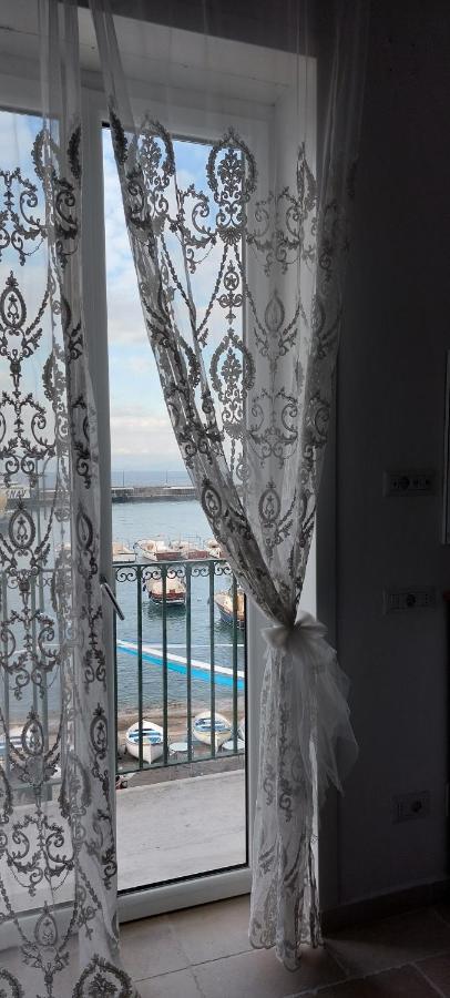 Capri Aquarium Family - Vacation Home Экстерьер фото